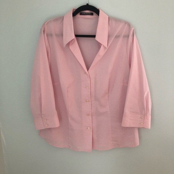 Betty Barlay Button Down Top NWOT - Picture 1 of 5